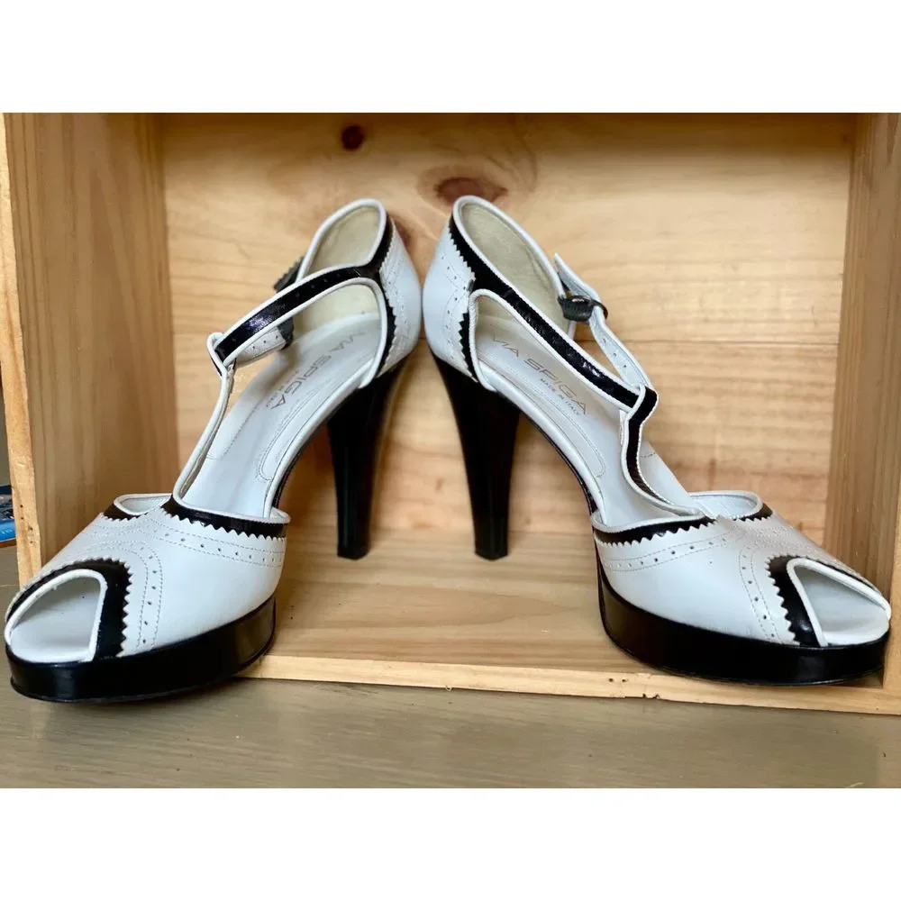 Via Spiga Leather B&W Spectator TStrap Peep Toe Platform Heel SZ 9 Made in Italy